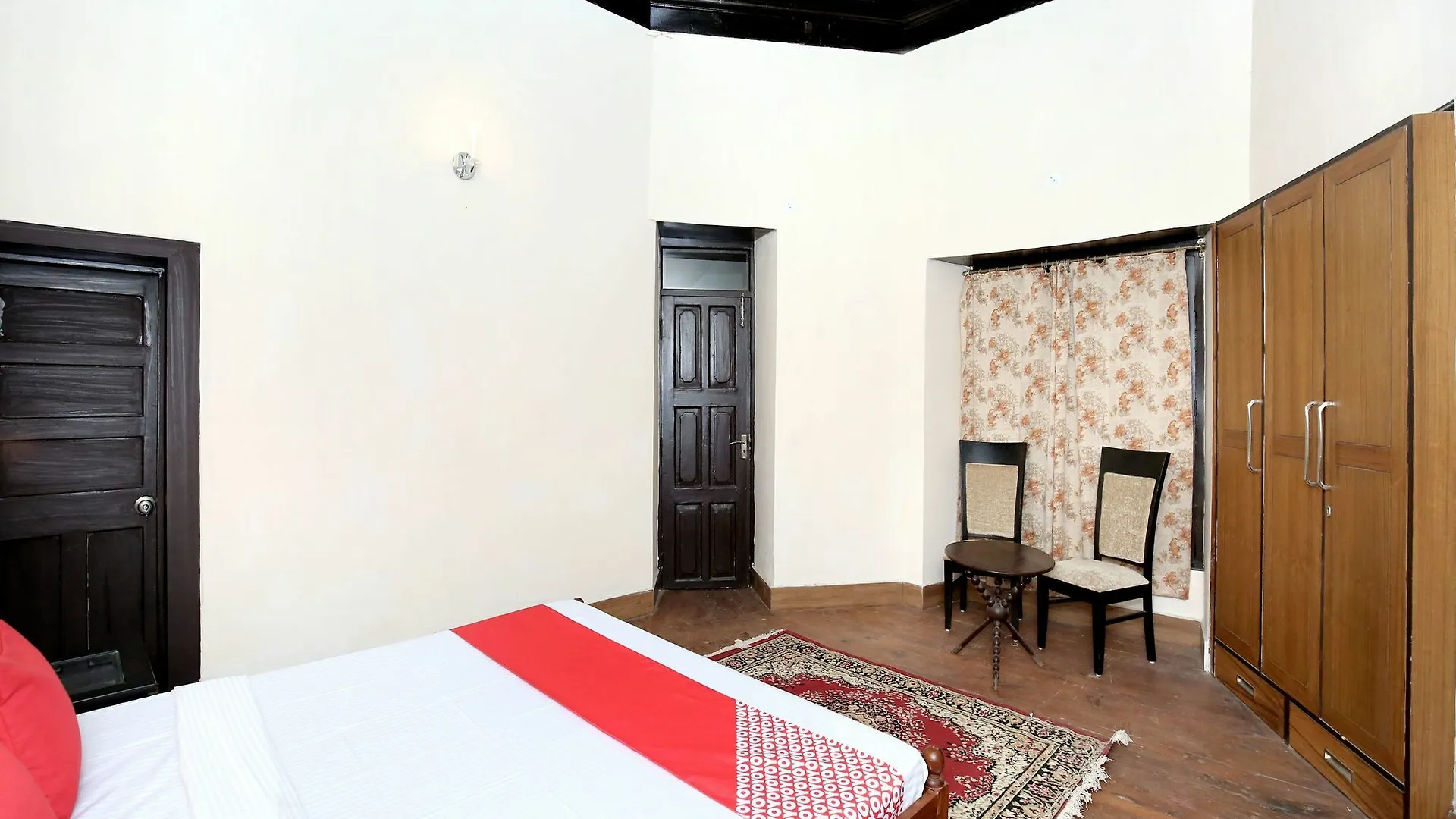 Apartment Oyo 12243 Home Luxurious 3Bhk Villa Longwood Shimla India