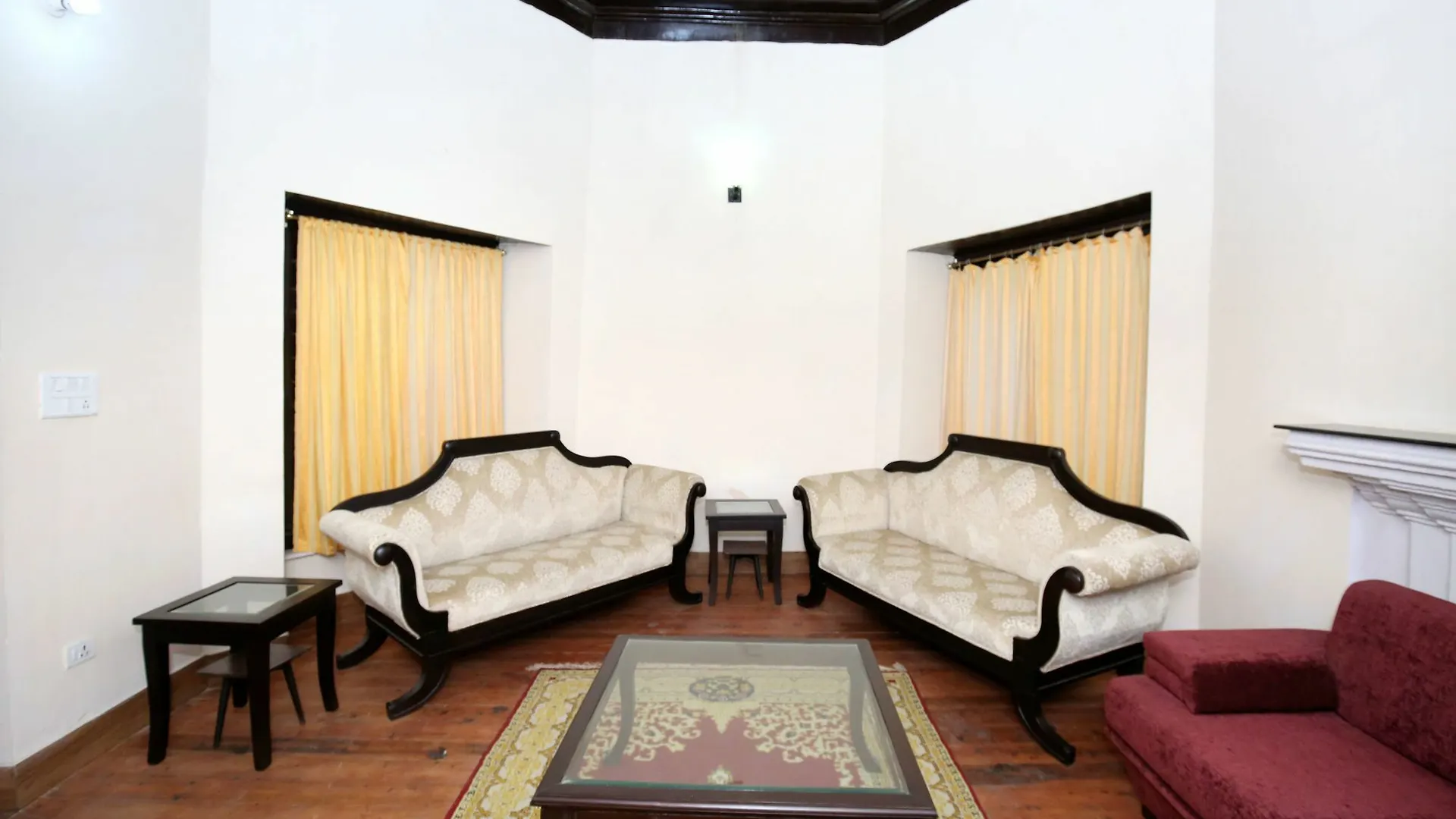 Apartment Oyo 12243 Home Luxurious 3Bhk Villa Longwood Shimla